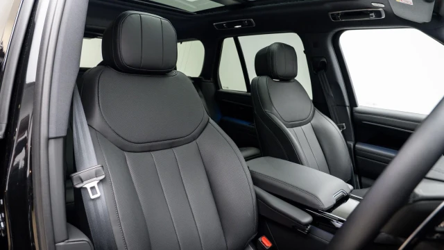 Land Rover Range Rover Image 6