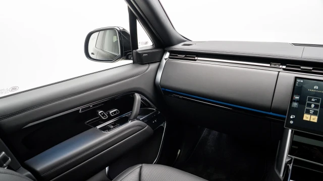 Land Rover Range Rover Image 8