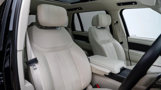 Land Rover Range Rover Image 6