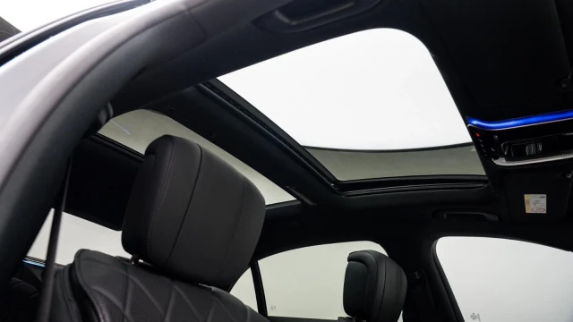 Mercedes-Benz S Class Image 7