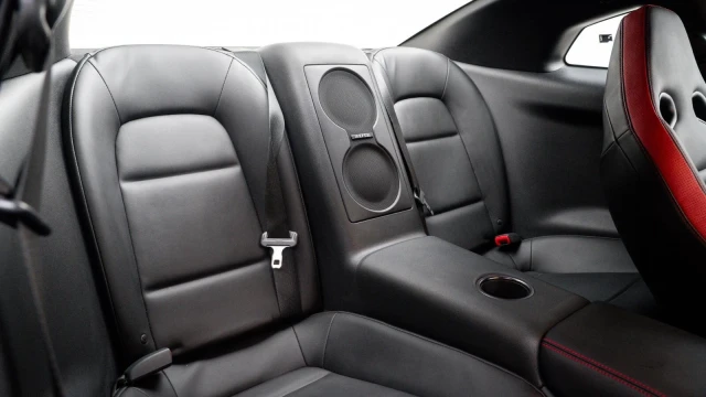 Nissan GT-R Image 7