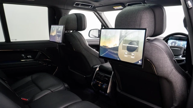 Land Rover Range Rover Image 8