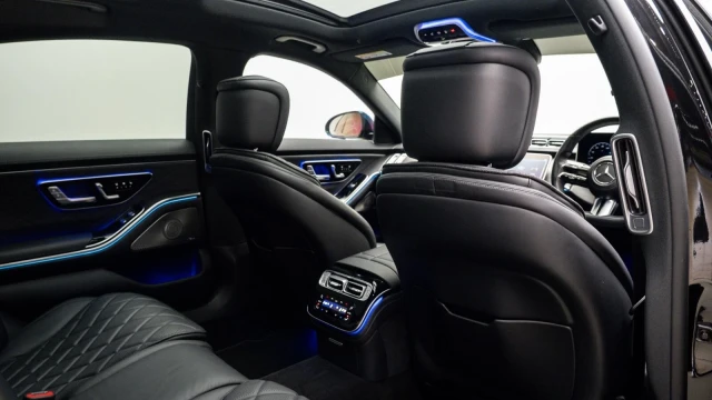 Mercedes-Benz S Class Image 8