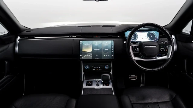 Land Rover Range Rover Image 4