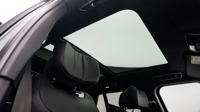 Land Rover Range Rover Image 6