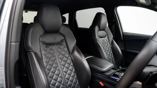 Audi SQ7 Image 6