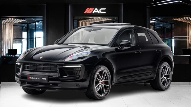 Porsche Macan Image 1