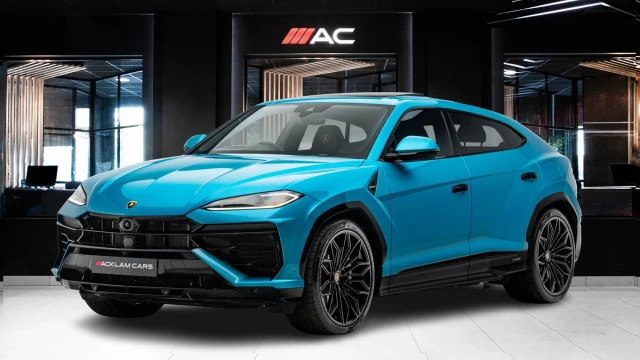 Lamborghini Urus Image 1