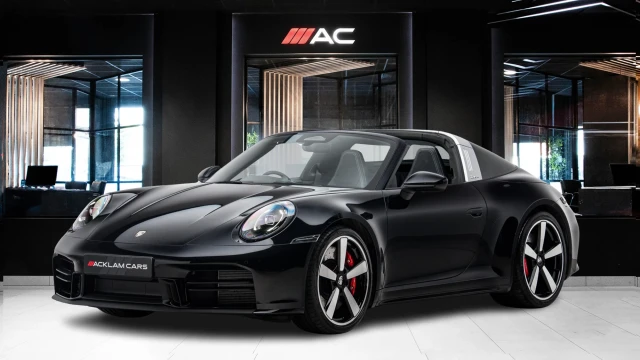 Porsche 911 Image 1