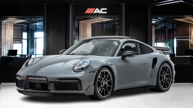 Porsche 911 Image 1