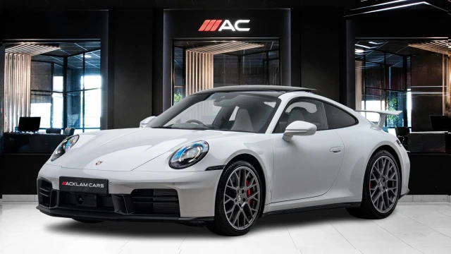 Porsche 911 Image 1
