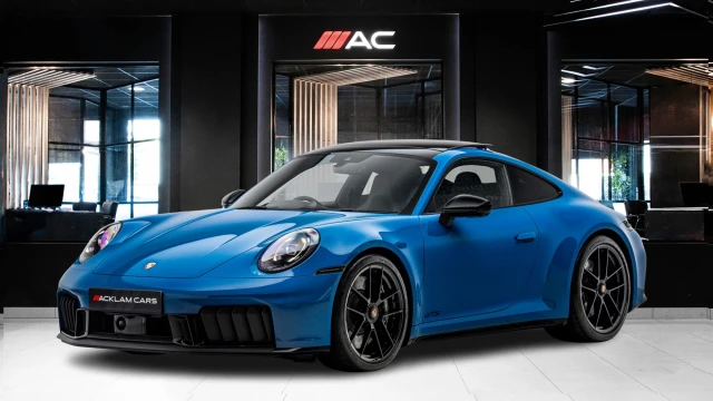 Porsche 911 Image 1