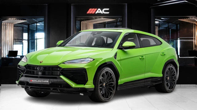Lamborghini Urus Image 1