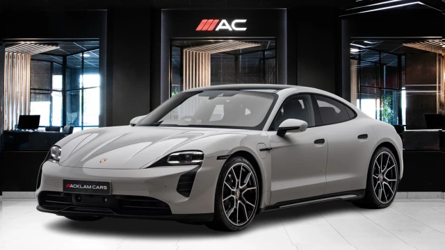 Porsche Taycan Image 1