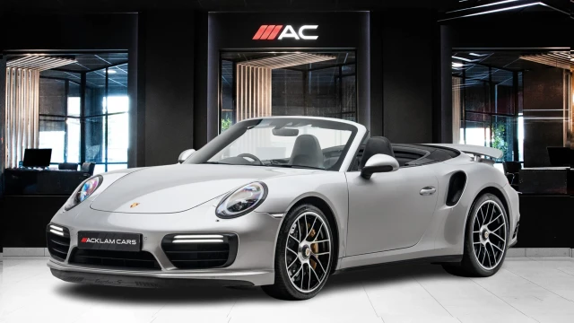 Porsche 911 Image 1