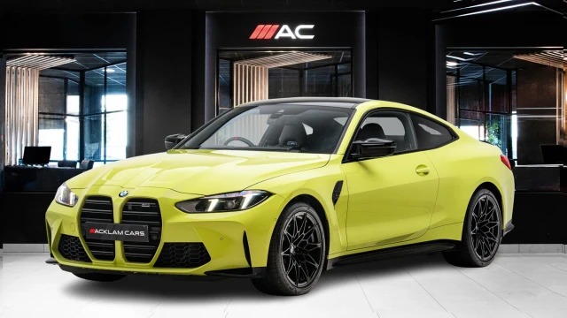 BMW M4 Image 1