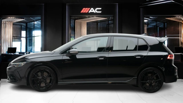 Volkswagen Golf Image 3