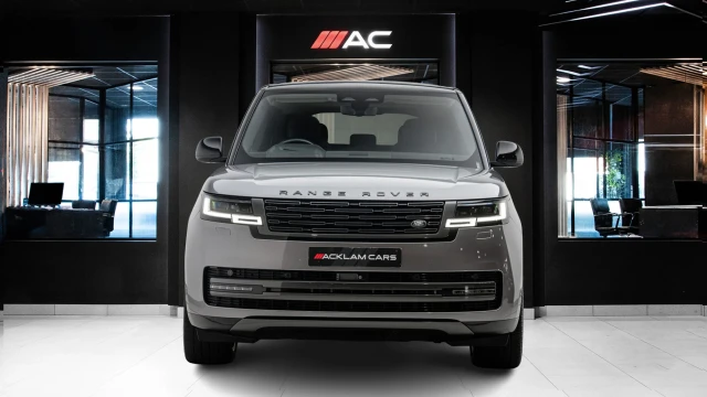 Land Rover Range Rover Image 2
