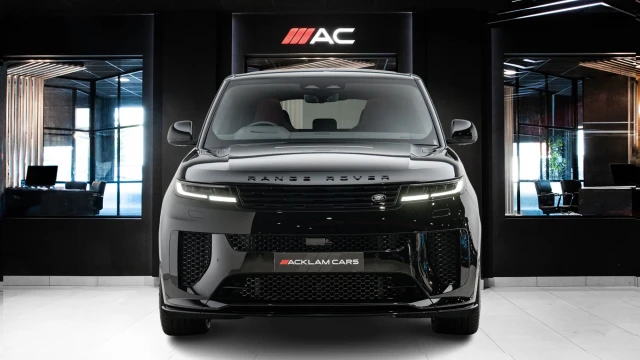Land Rover Range Rover Sport Image 2