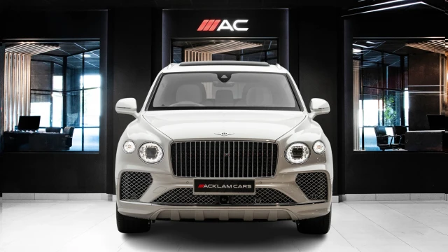 Bentley Bentayga Image 2