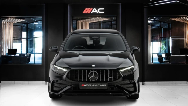 Mercedes-Benz A Class Image 2