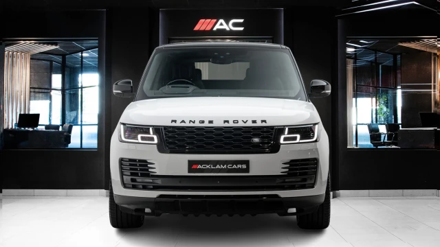 Land Rover Range Rover Image 2