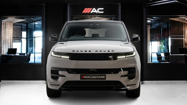 Land Rover Range Rover Sport Image 2
