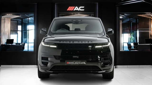 Land Rover Range Rover Sport Image 2