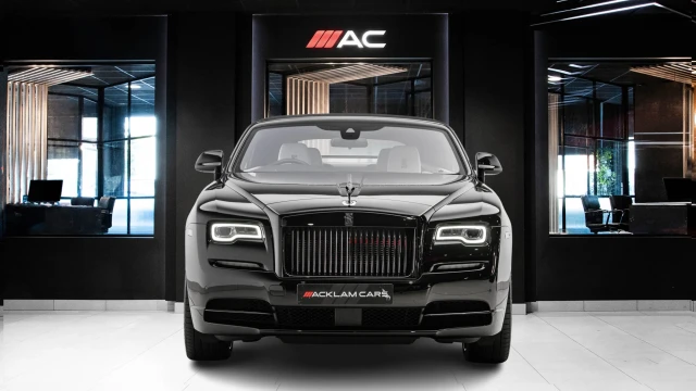 Rolls-Royce Dawn Image 2