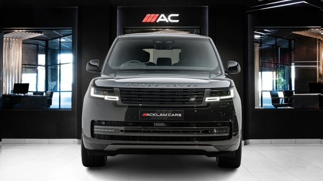 Land Rover Range Rover Image 2