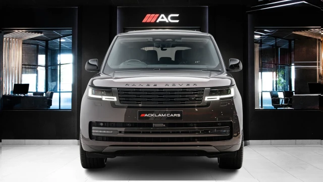 Land Rover Range Rover Image 2