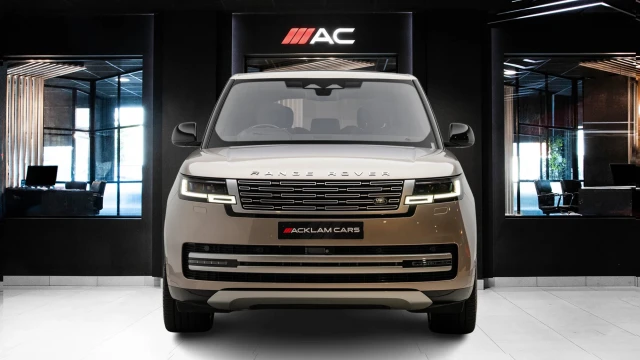 Land Rover Range Rover Image 2
