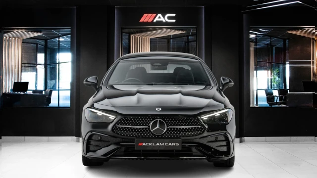 Mercedes-Benz CLE Image 2
