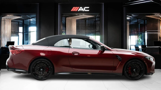 BMW M4 Image 3