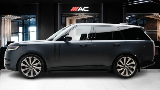 Land Rover Range Rover Image 3