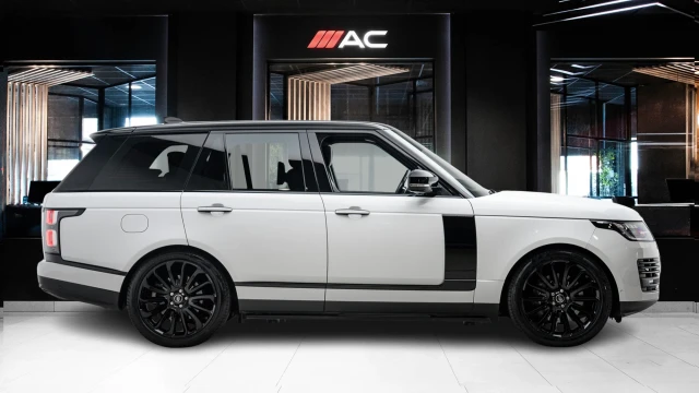 Land Rover Range Rover Image 3