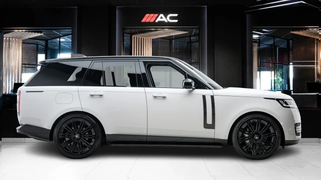 Land Rover Range Rover Image 3