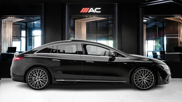 Mercedes-Benz EQE Image 3