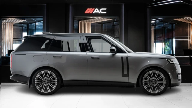 Land Rover Range Rover Image 3