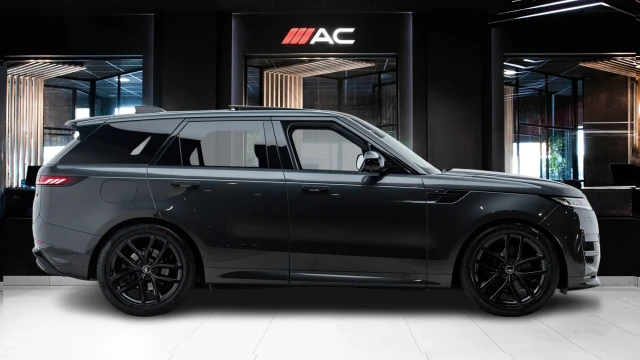 Land Rover Range Rover Sport Image 3