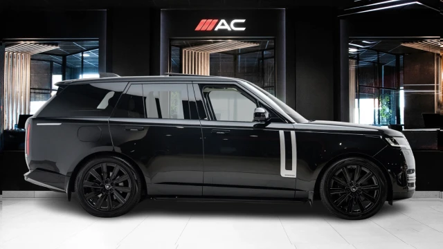 Land Rover Range Rover Image 3