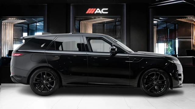 Land Rover Range Rover Sport Image 3