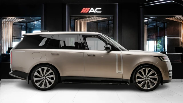 Land Rover Range Rover Image 3