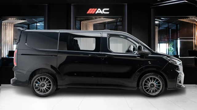 Ford Transit Custom Image 3