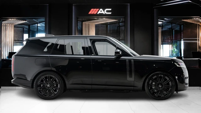 Land Rover Range Rover Image 3