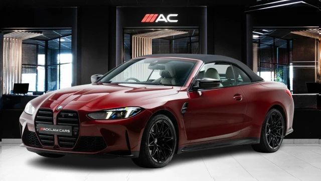 BMW M4 Image 7
