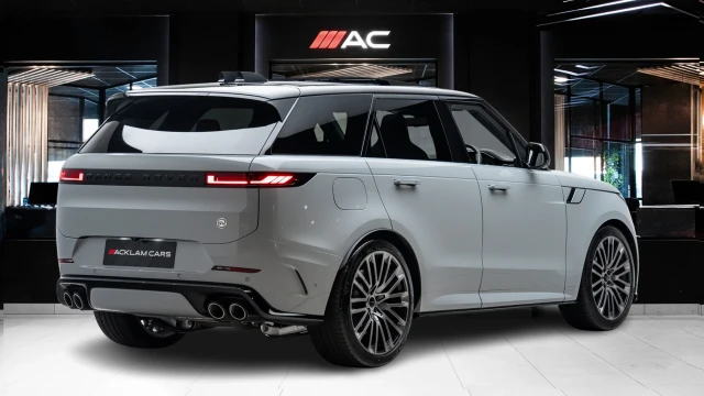 Land Rover Range Rover Sport Image 4