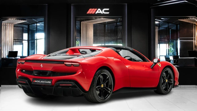 Ferrari 296 Image 4