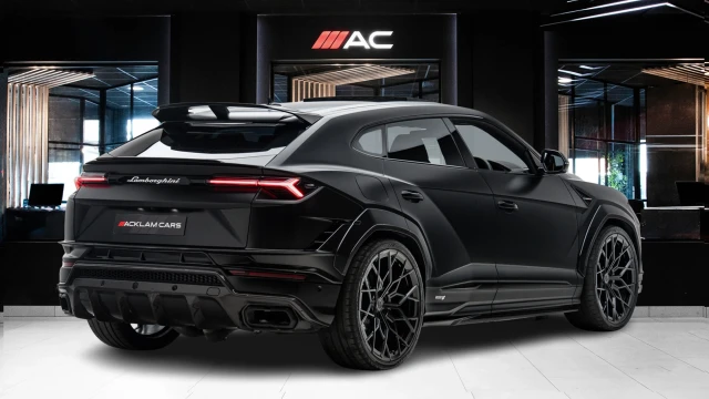Lamborghini Urus Image 4