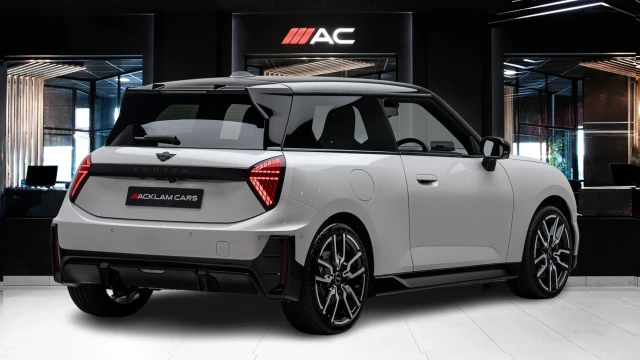 MINI Electric Cooper Image 4